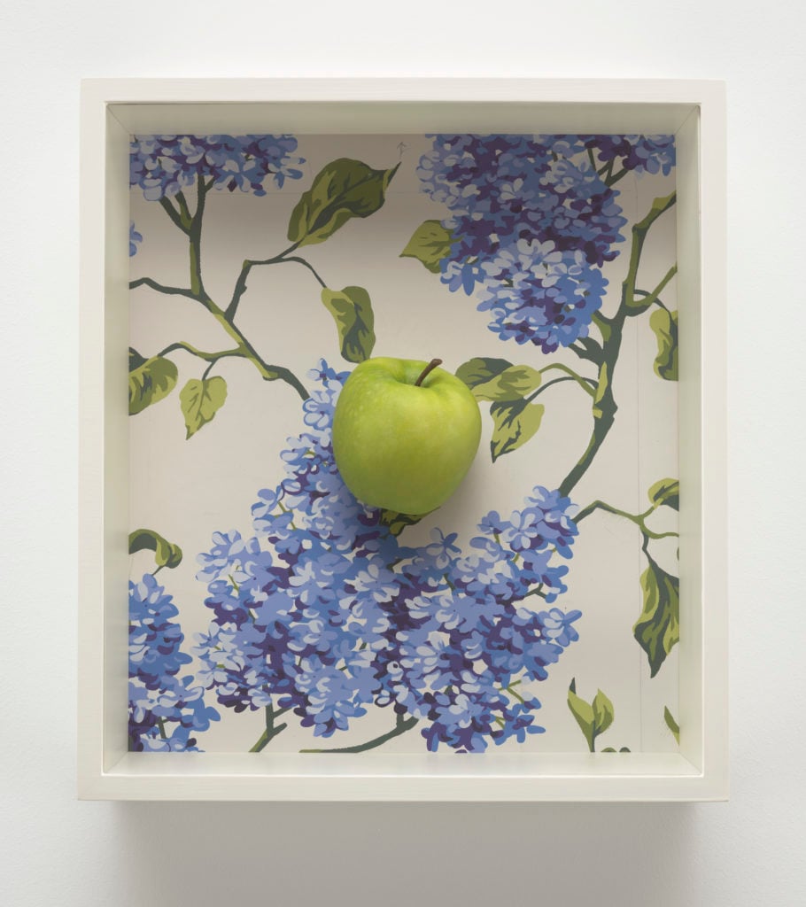 Robert Gober's <i>Apple/Lilacs</i> (2006-2017). ©Robert Gober. Courtesy Matthew Marks Gallery