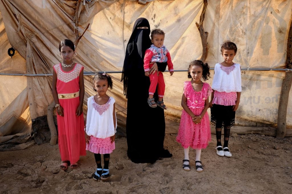 Nadia Benchalal's photo of Yemeni refugees at Markazi Camp, Obock, Djibouti, 2017.