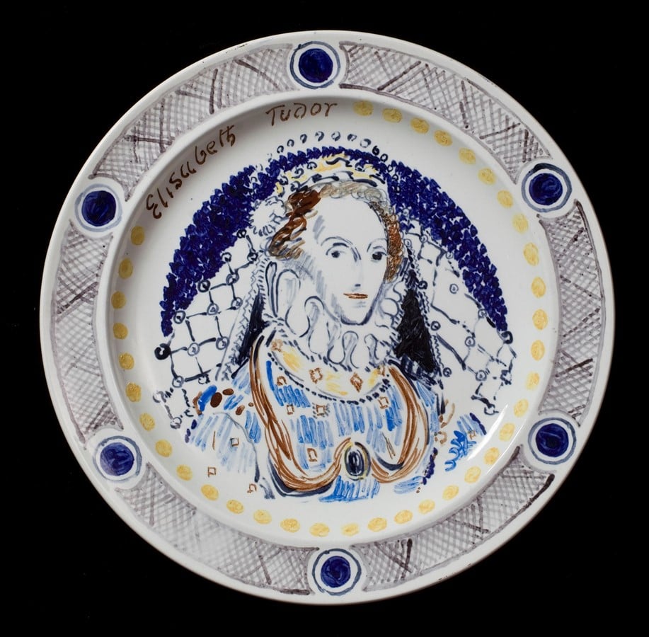 Vanessa Bell and Duncan Grant, The Famous Women Dinner Service, Elizabeth Tudor (c. 1932–34). Photo courtesy Piano Nobile/Robert Travers Works of Art Limited.