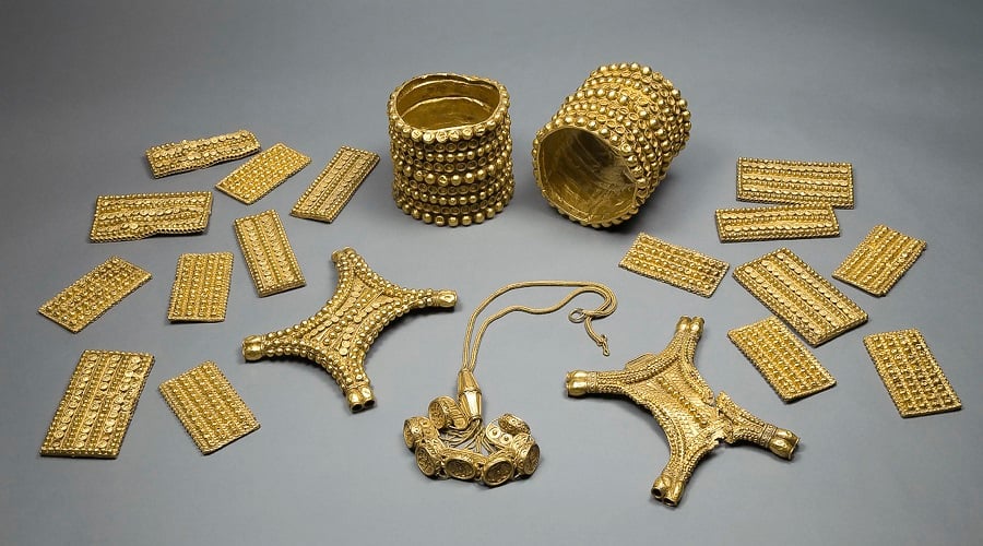 Carambolo treasure. Seville Archaeology Museum. Photo courtesy of the Regional Council of Culture.