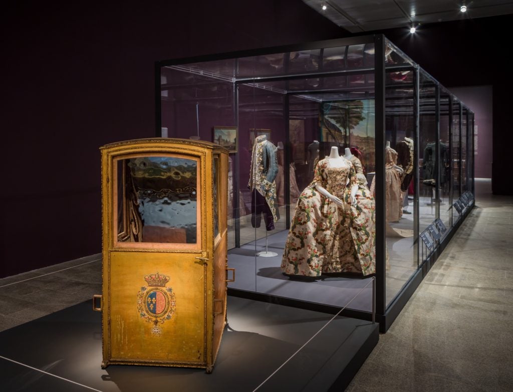 Installation view of "Visitors to Versailles" at the Metropolitan Museum of Art. Photo courtesy of the the Metropolitan Museum of Art.