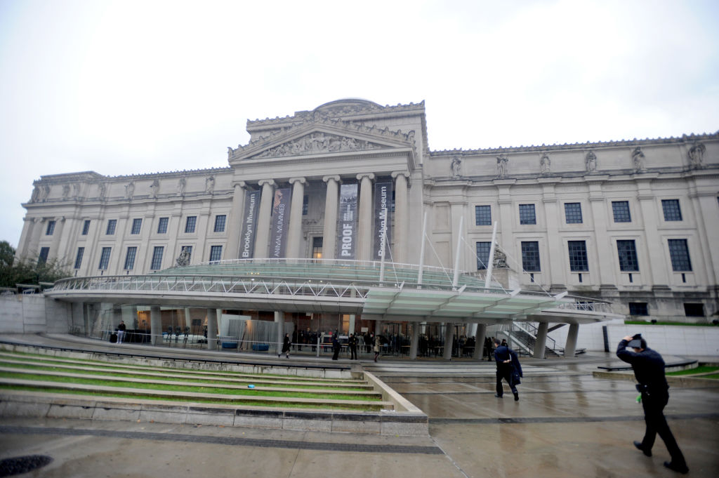 NYC: Brooklyn Museum, The Brooklyn Museum, sitting at the b…