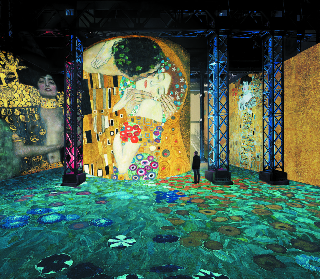 Is This the Future—or the End—of Art? A Selfie-Centric Art Space Opens in Paris With a Show of Klimt Projections | Artnet News