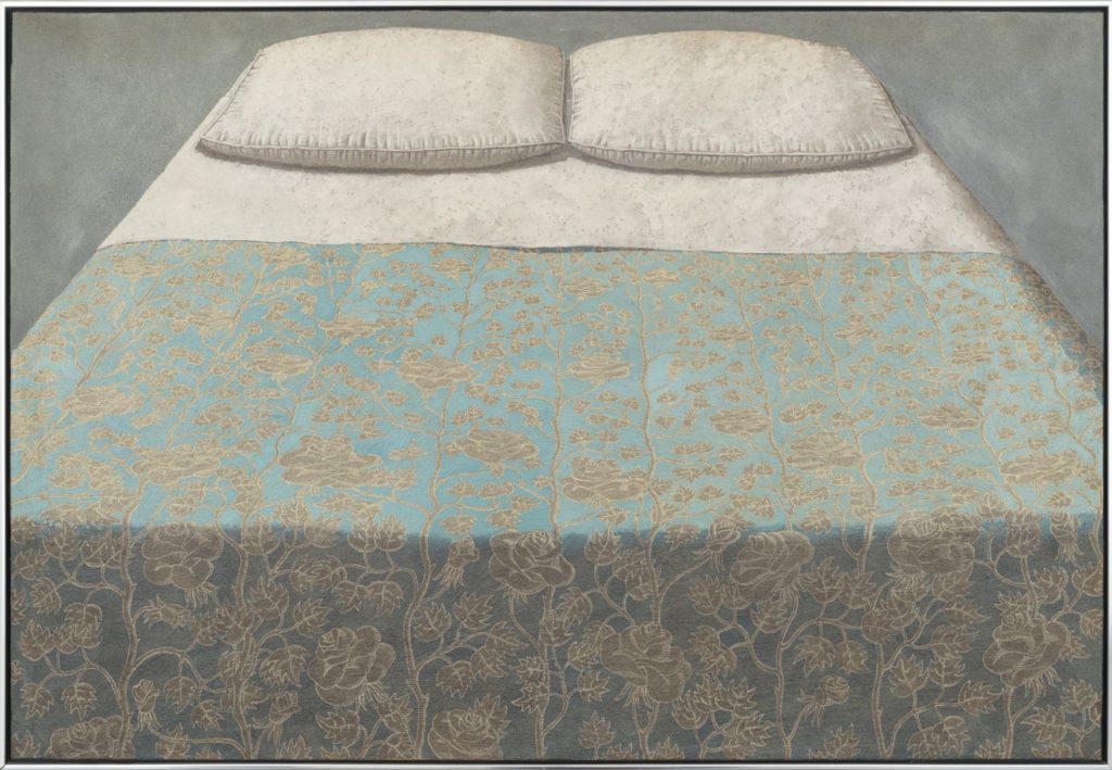 Domenico Gnoli, <em>Il grande letto azzurro</em> (1965). © Artists Rights Society (ARS), New York/SIAE Rome. Private Collection. Courtesy Luxembourg & Dayan.