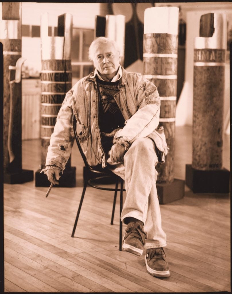 Robert Indiana in his studio, Vinalhaven, Maine. Photograph courtesy of Dennis and Diane Griggs.