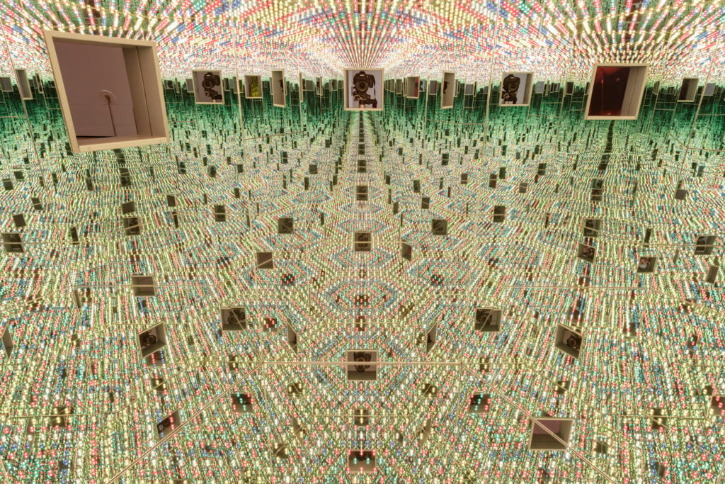Installation view of Yayoi Kusama, Infinity Mirrored Room – Love Forever (1966/94) in "Yayoi Kusama: Infinity Mirrors" at the Cleveland Museum of Art. Photo by David Brichford, courtesy of the Cleveland Museum of Art.