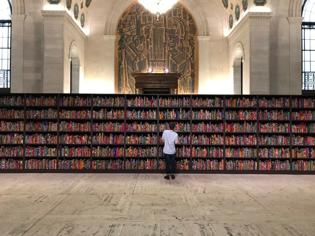 Yinka Shonibare MBE, The American Library (2018). Photo by Tim Schneider.