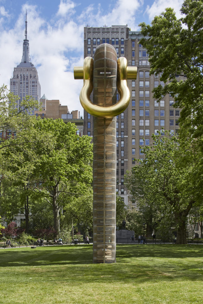Martin Puryear, <em>Big Bling</em> (2016). Photo courtesy of Madison Square Park. 