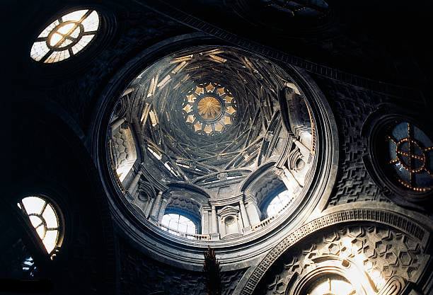 Interior of the cupola, Chapel of the Holy Shroud (17th century), by Guarino Guarini, before the 1997 fire, Turin, Piedmont, Italy. Photo by DeAgostini/Getty Images.