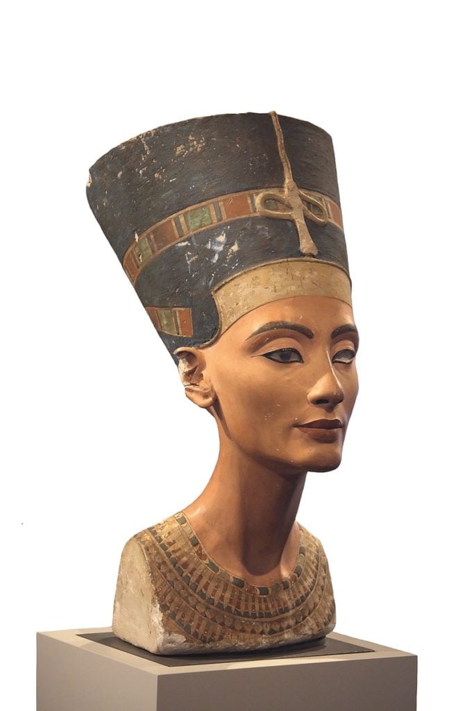 Thutmose, a bust of Nefertiti in a museum of Berlin;. Courtesy Neues Museum, Berlin.