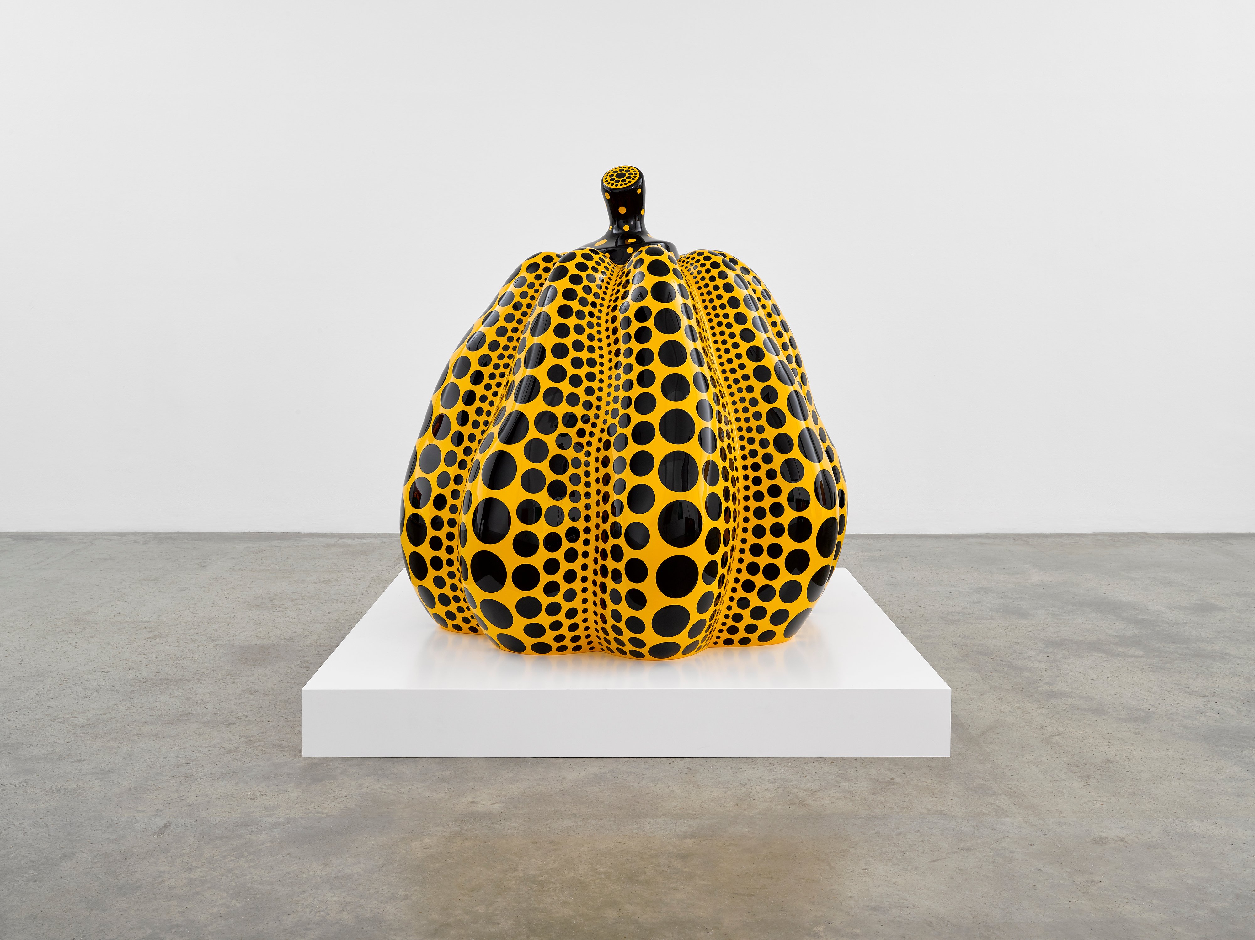 Yayoi Kusama, PUMPKIN (2018). Courtesy Ota Fine Arts, Tokyo/Singapore/Shanghai and Victoria Miro, London/Venice. © Yayoi Kusama.