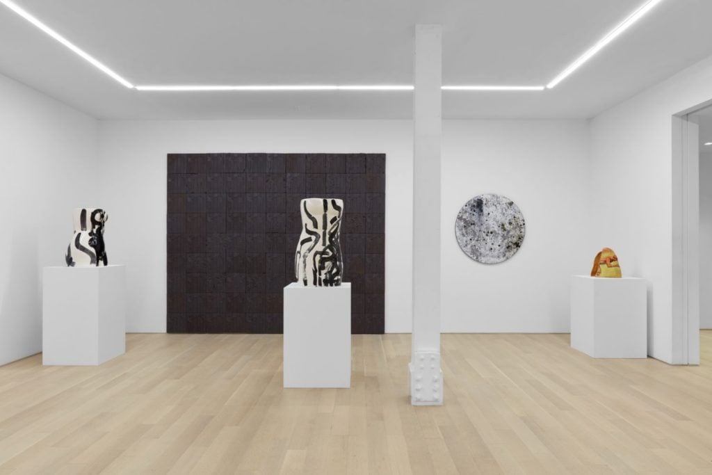 "By Fire, Ceramic Works" installation view at Almine Rech Gallery. Photo courtesy of Almine Rech Gallery.