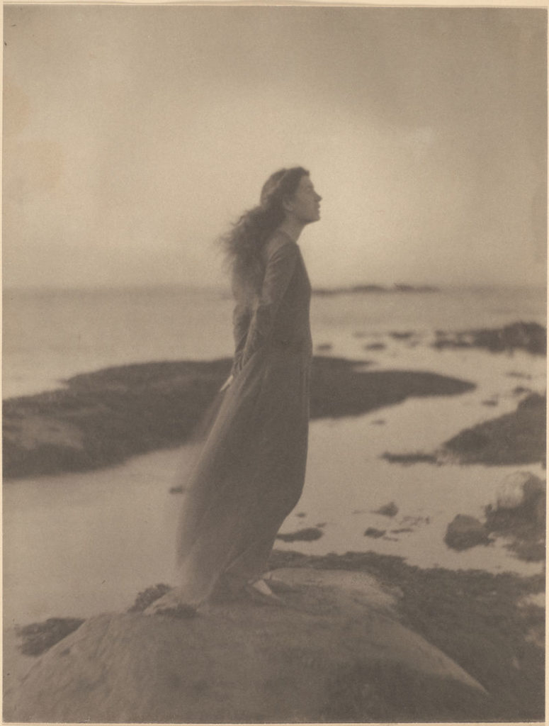Clarence H. White, <em>The Sea (Rose Pastor Stokes, Caritas Island, Connecticut)</em>, 1909. Photo courtesy of the Clarence H. White Collection, Princeton University Art Museum.