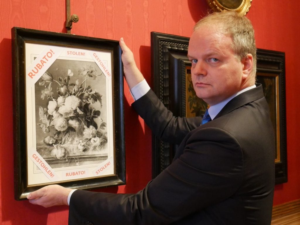 Eike Schmidt, who was due to leave the Uffizi in Novemver to become head of the Kunsthistorisches Museum in Vienna, has abruptly reversed course. Photo courtesy Uffizi Galleries via Twitter.