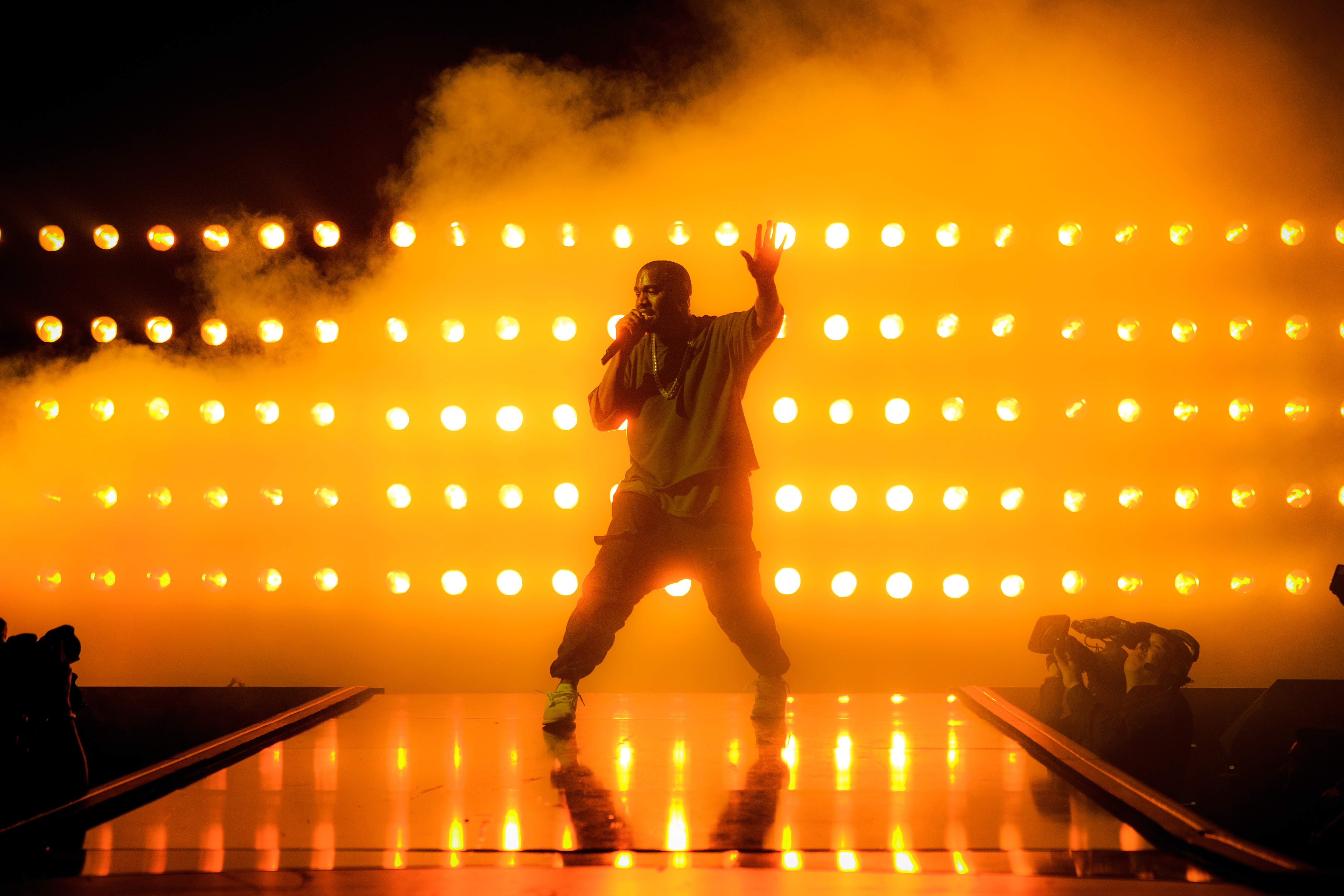 Канье Уэст Коачелла. Kanye West Running. Kanye West фотосессия Donda. Kanye West Daft Punk. Kanye west rich the kid