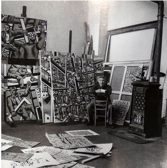 Fernand Léger in his studio, photographed by Sima. © Musée Fernand Léger – André Mare, ville d'Argentan.