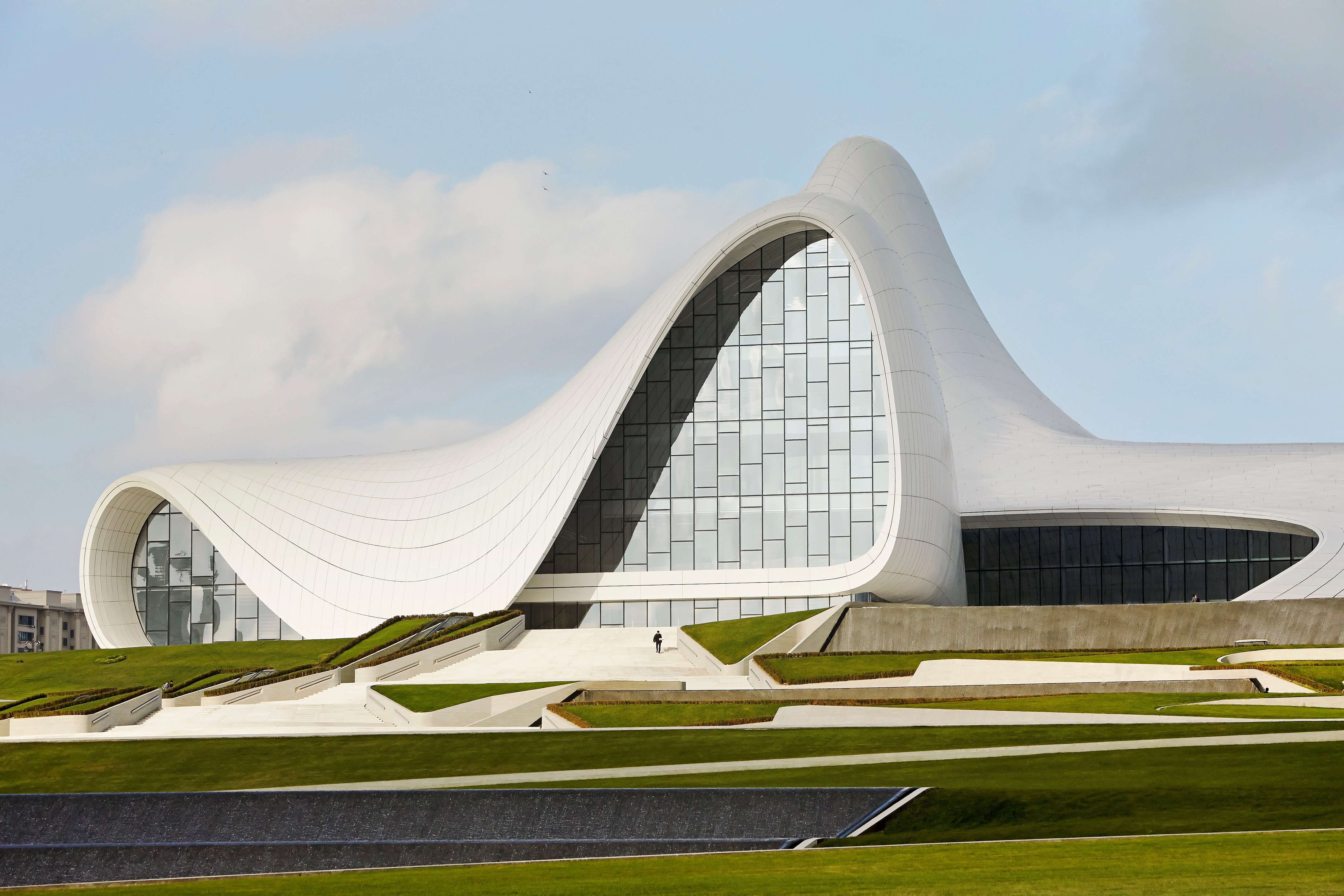 A New Study Suggests Why Museum Architecture Is So Curvy—and It’s Not