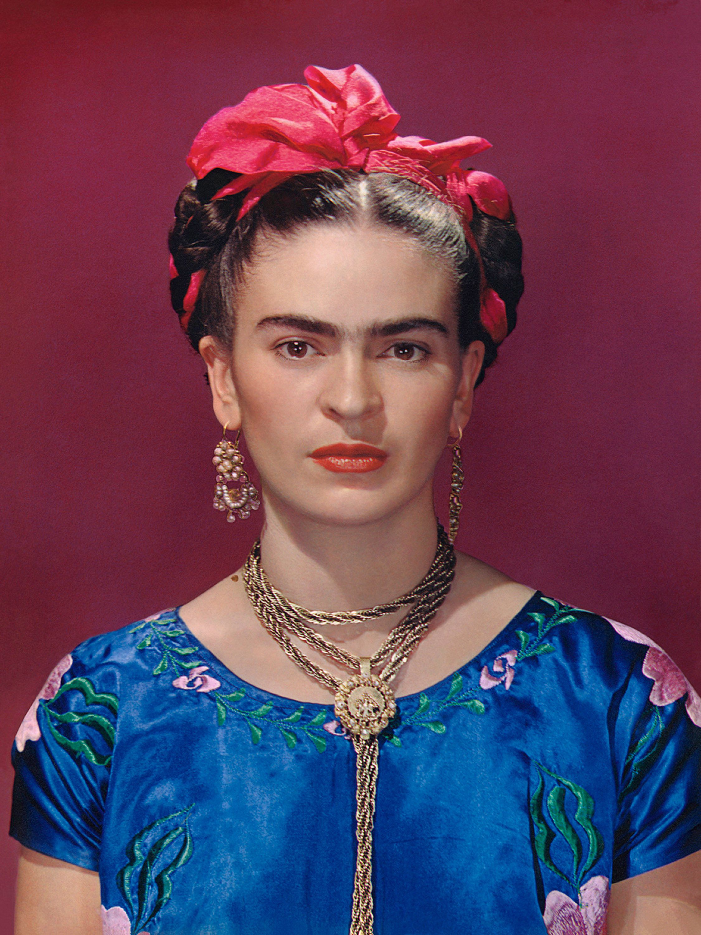 See Frida Kahlo's Corsets, Prosthetics, Cosmetics—and Art—From the Brooklyn  Museum's New Blockbuster on the Artist's Life and Work