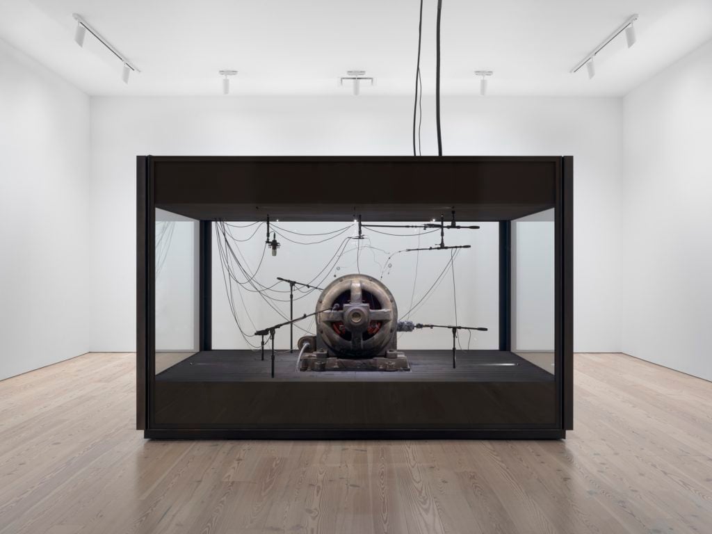 Kevin Beasley, A view of a landscape: A cotton gin motor, (2012–2018). Courtesy Casey Kaplan, NY. Photo: Ron Amstutz.