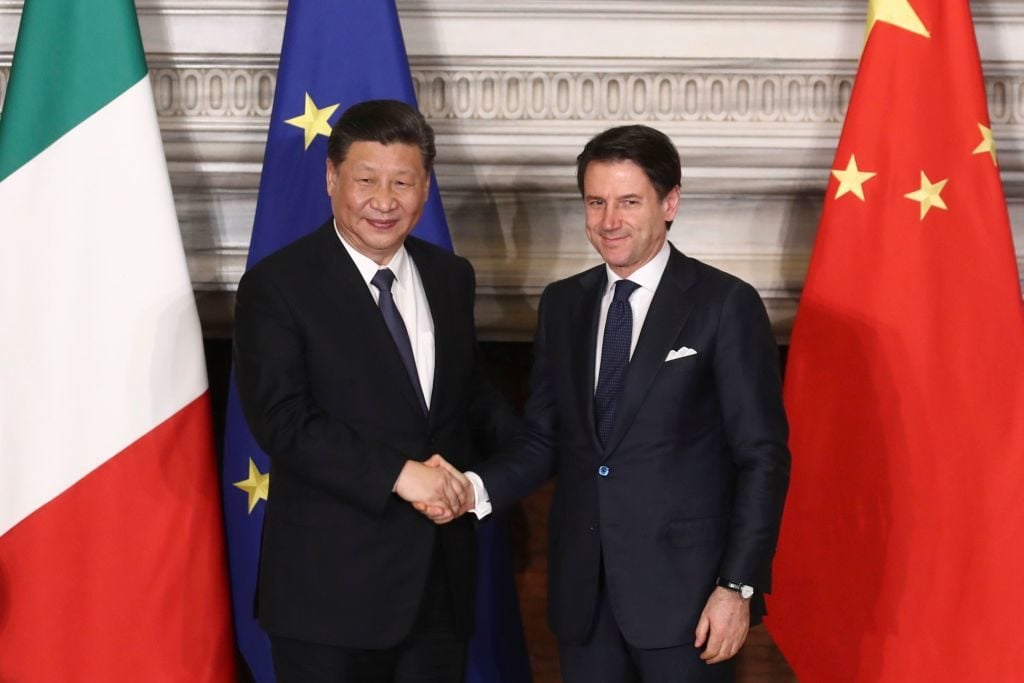 Chinese President Xi Jinping and Italian Prime Minister Giuseppe Conte during a meeting on March 23, 2019 in Rome, Italy. Photo by Sheng Jiapeng/China News Service/VCG via Getty Images.
