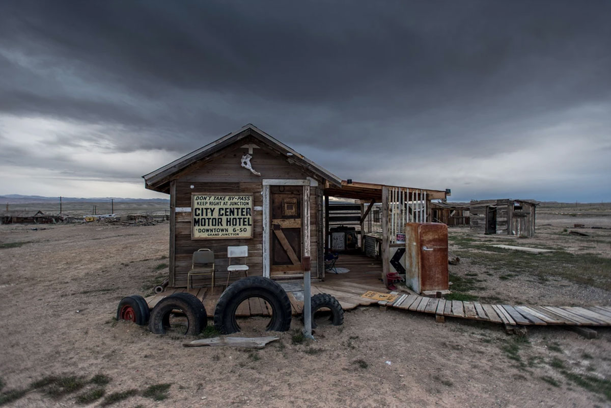 Ghost town rolling