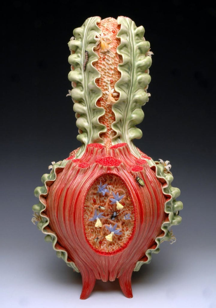 Bonnie Seeman Large Vase Form with leaves, 2012. Courtesy of Duane Reed Gallery. 