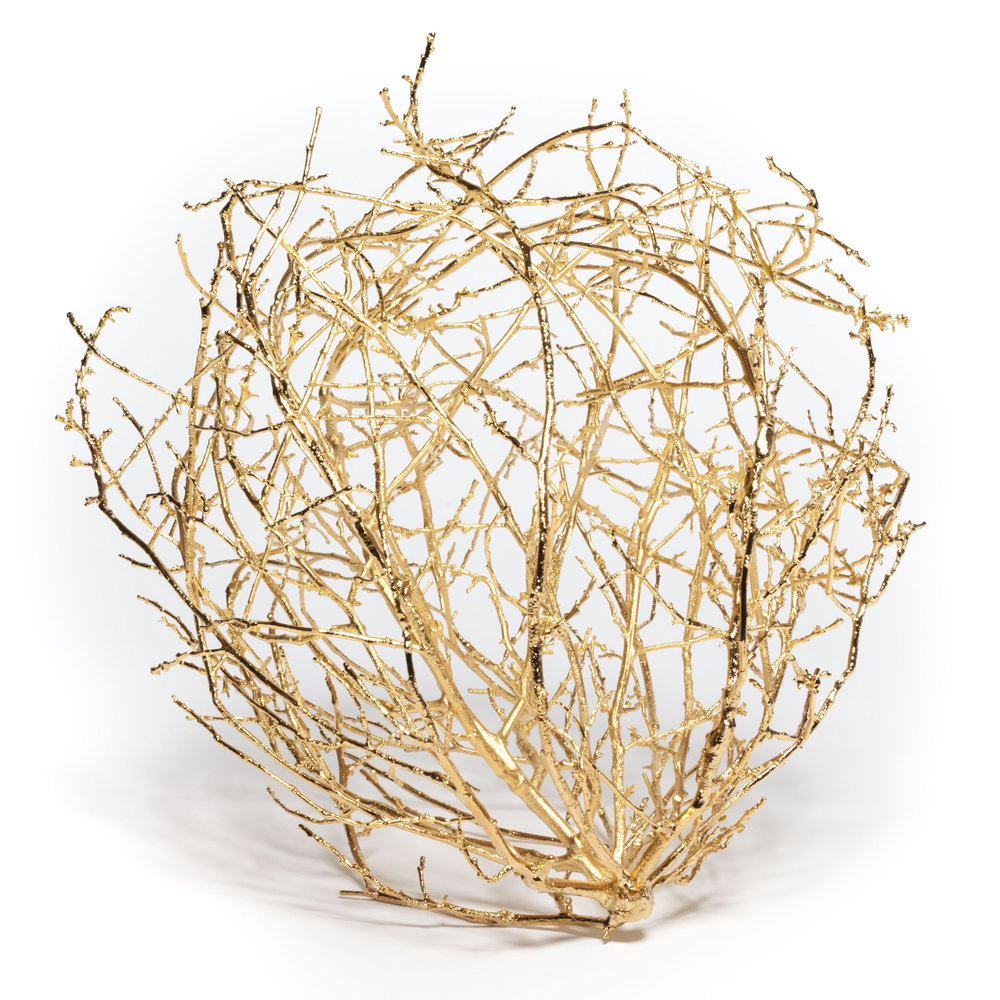 A golden tumbleweed sculpture by Bale Creek Allen. Courtesy of the artist and Bale Creek Allen Gallery.