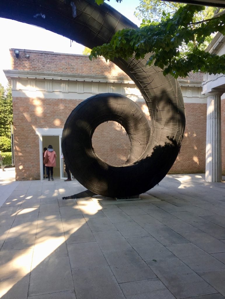 Martin Puryear's Swallowed Sun (Monstrance and Volute) (2019) at the US Pavilion in Venice, 2019. Image courtesy Ben Davis.