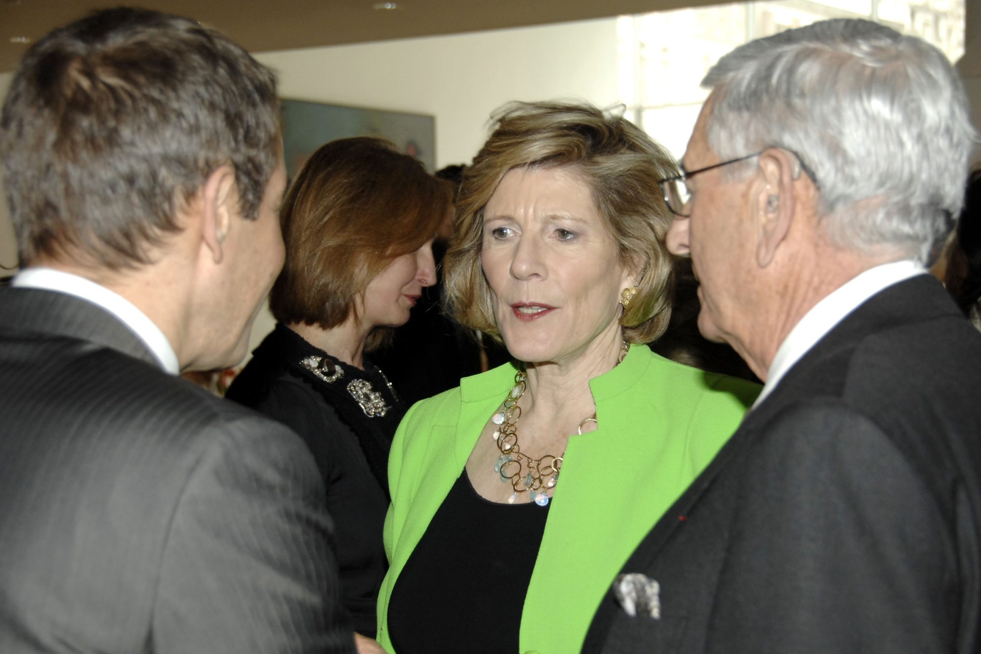 Jeff Koons, Agnes Gund and Eli Broad attend The David Rockefeller Award Luncheon hosted MoMA. (Photo by BEN GABBE/Patrick McMullan via Getty Imagess)