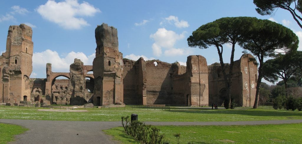 The Baths of Caracalla. Photo by Chris 73 (cropped), Creative Commons Attribution-ShareAlike 3.0 Unported (CC BY-SA 3.0) license.
