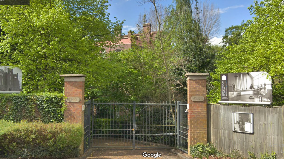 Dorich House, the home and studio of Dora Gordine. Google Street View.