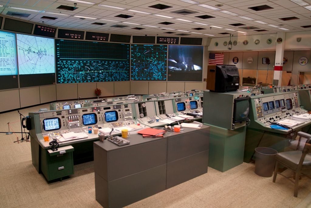 Nasa Has Painstakingly Restored The Mission Control Room That Got