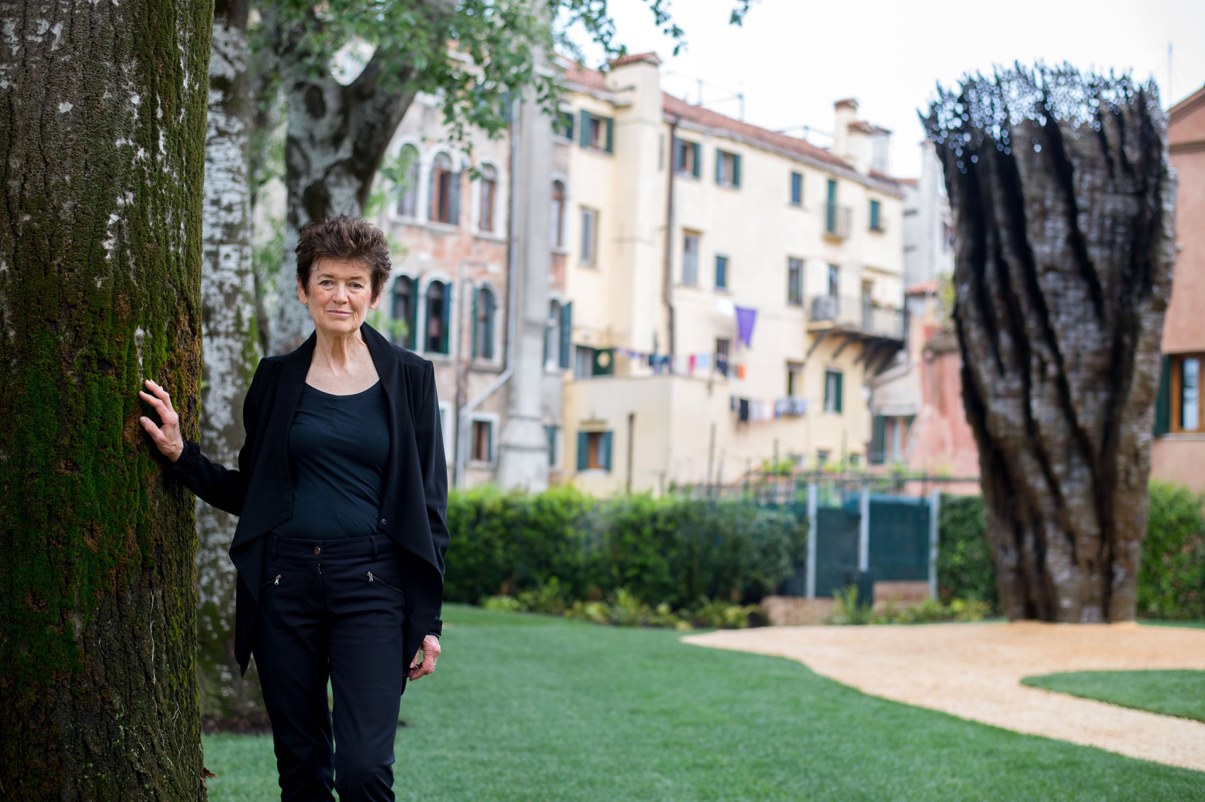 Artist Ursula Von Rydingsvard poses in the Yorkshire Sculpture Park. Photo: Venturelli/Getty Images for Yorkshire Sculpture Park.