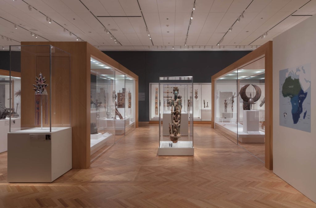 The Art Institute of Chicago's newly reinstalled Gallery of African Art. Courtesy of the Art Institute of Chicago.