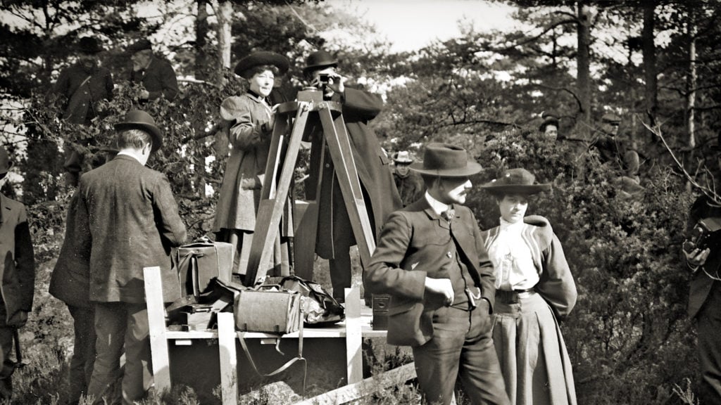 Alice Guy Blaché on the set of her film <em>Life of Christ</eM> (1906) in the documentary <eM>Be Natural: The Untold Story of Alice Guy-Blaché</em>. Courtesy of Zeitgeist Films/Kino Lorber.