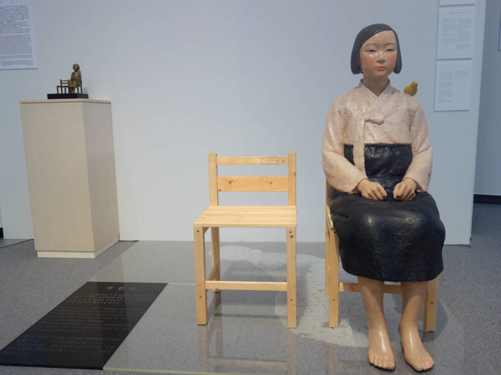 Kim Seo-kyung and Kim Eun-sung, Statue of Peace (2011). Courtesy fo the artists.