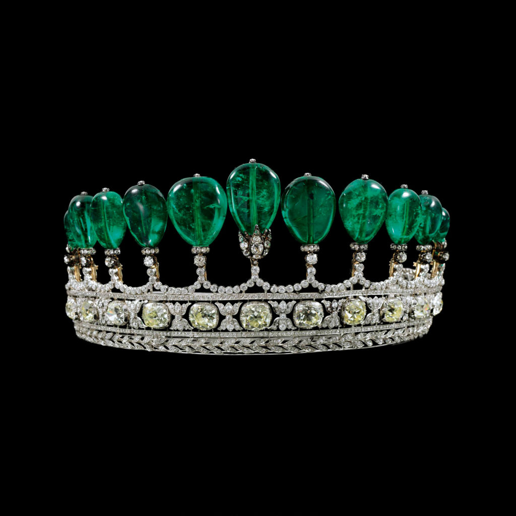 Princess Henckel von Donnersmarck emerald tiara. Photo courtesy Chaumet.