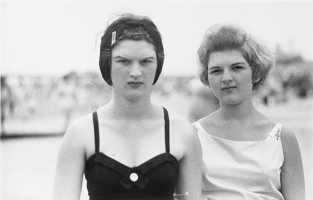 Diane Arbus, <i>Two girls on the beach, Coney Island, N.Y. 1958</i>. Courtesy of Fraenkel Gallery.