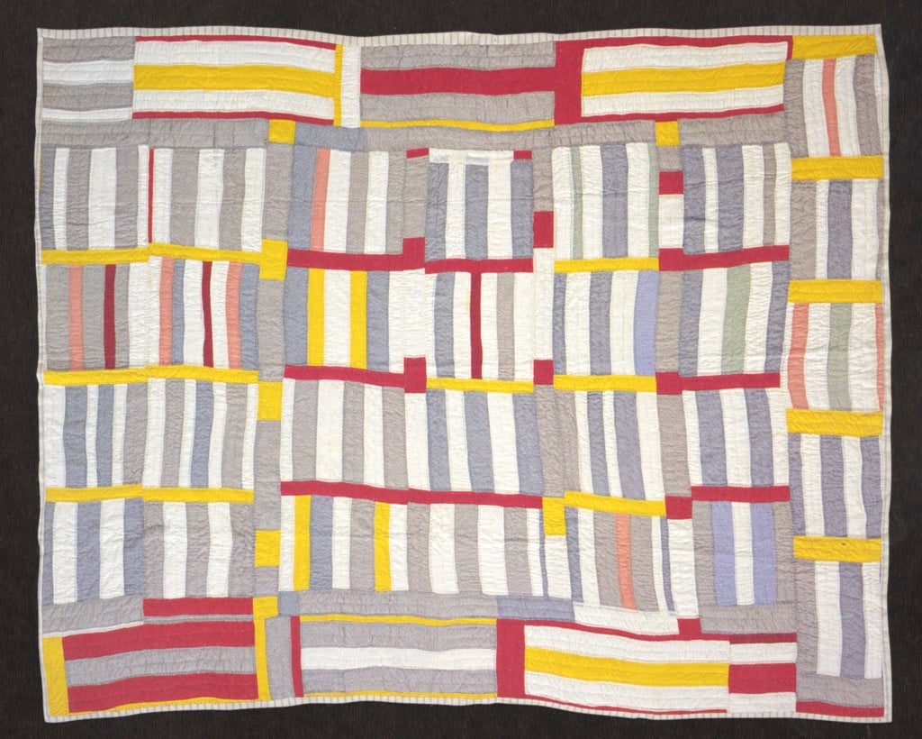 Effie Jackson, Double Strip (ca. early 1940's).; quilted by Willia Etta Graham and Johnnie Wade, 1988. Photo: Sharon Risedorph.