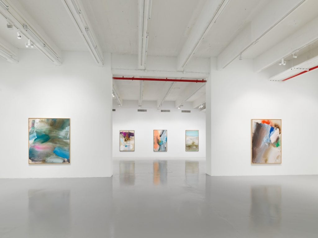 Installation view, ‘Ed Clark Paintings 2000 – 2013,’ Hauser & Wirth New York, 22nd Street, 2019. © Ed Clark. Courtesy the artist and Hauser & Wirth. Photo: Dan Bradica.