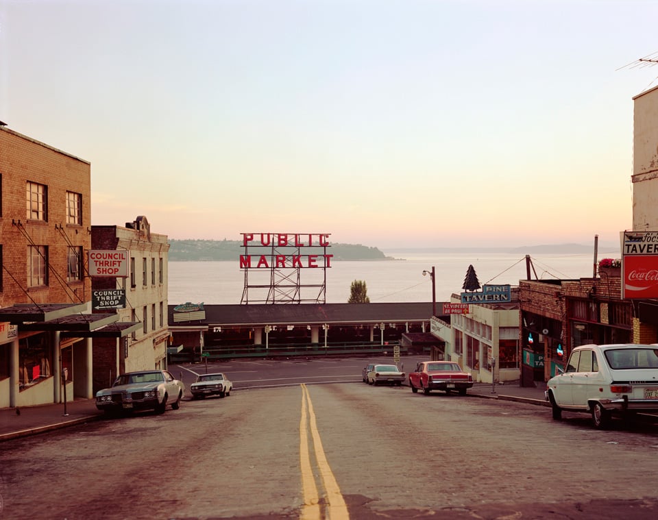 Stephen Shore, <i>Pine Street, Seattle</i> (1974).