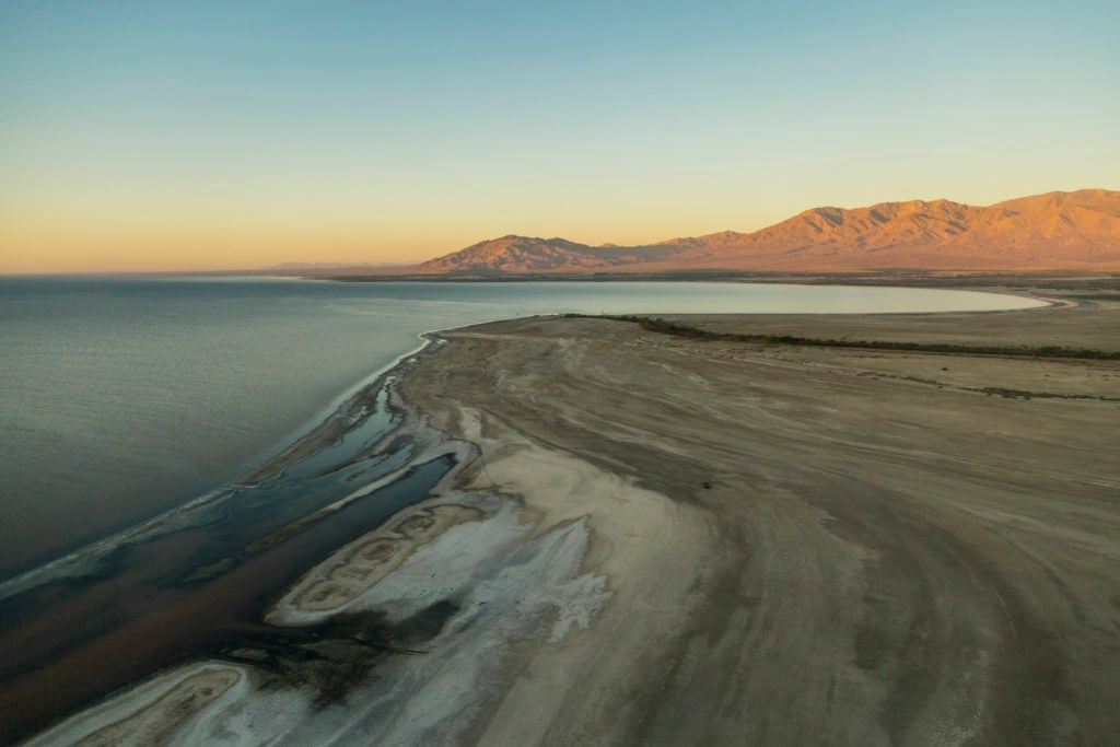 Noe Montes, <em>Salton Sea Recession</em>. The artist will create a similarly climate change-themed work for the new CARB campus. Courtesy of Noe Montes.