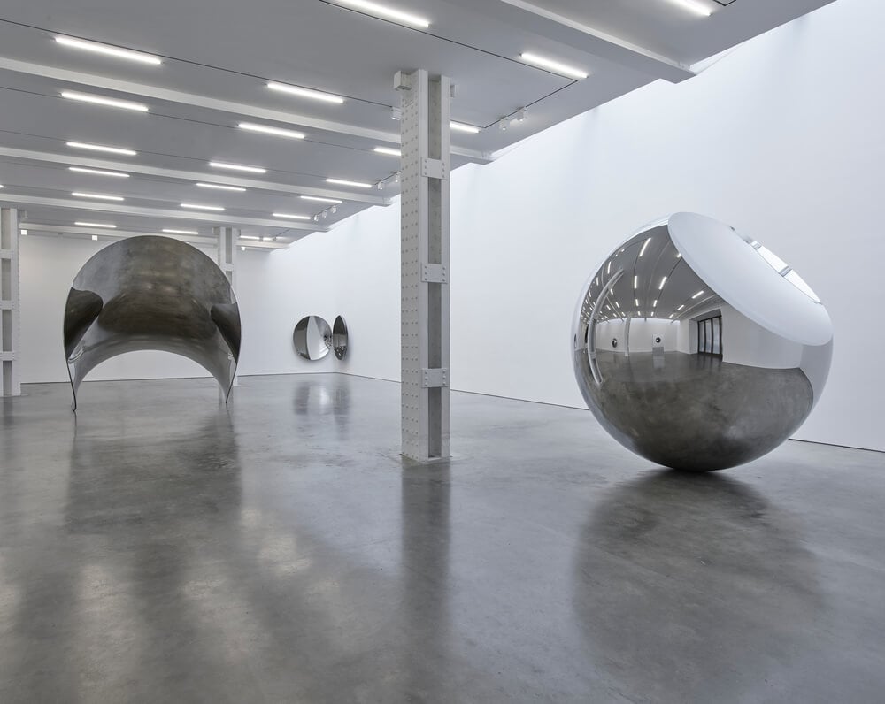 Installation view of "Anish Kapoor" at Lisson Gallery, New York. Photo courtesy of Lisson Gallery, New York. 