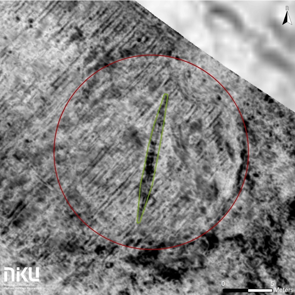 A ground-penetrating georadar image showing the 59-foot-in-diameter circle shows the area in which the Viking ship is located. The 42-foot-long keel was detected by the georadar.