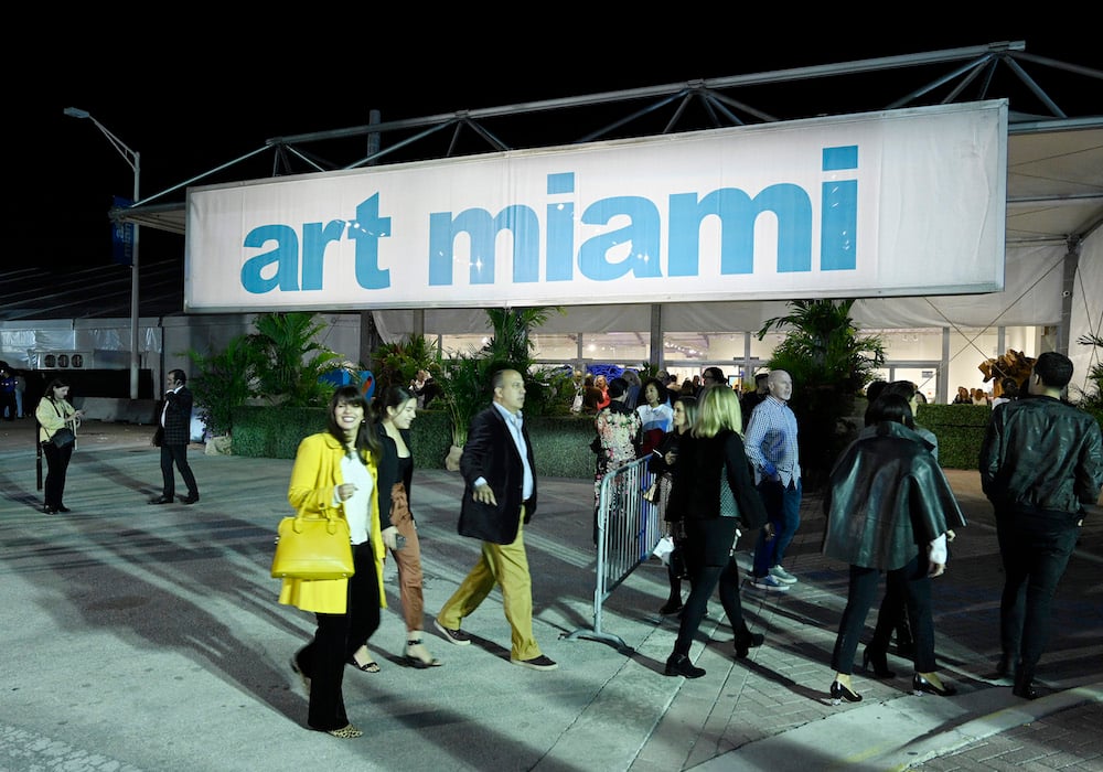 Crowds at Art Miami in 2019. Photo by Eugene Gologursky/Getty Images for Art Miami.