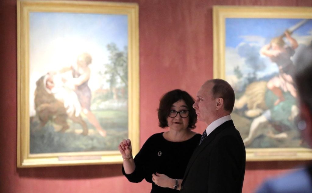 Tretyakov State Gallery director Zelfira Tregulova gives Russian President Vladimir Putin a tour of “Roma Aeterna – Masterpieces of the Vatican Pinacotheca: Bellini, Raphael, Caravaggio” in 2017. Photo courtesy of the Kremlin.