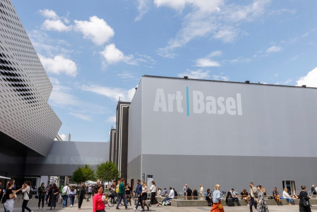 Crowds at Art Basel 2019. © Art Basel.