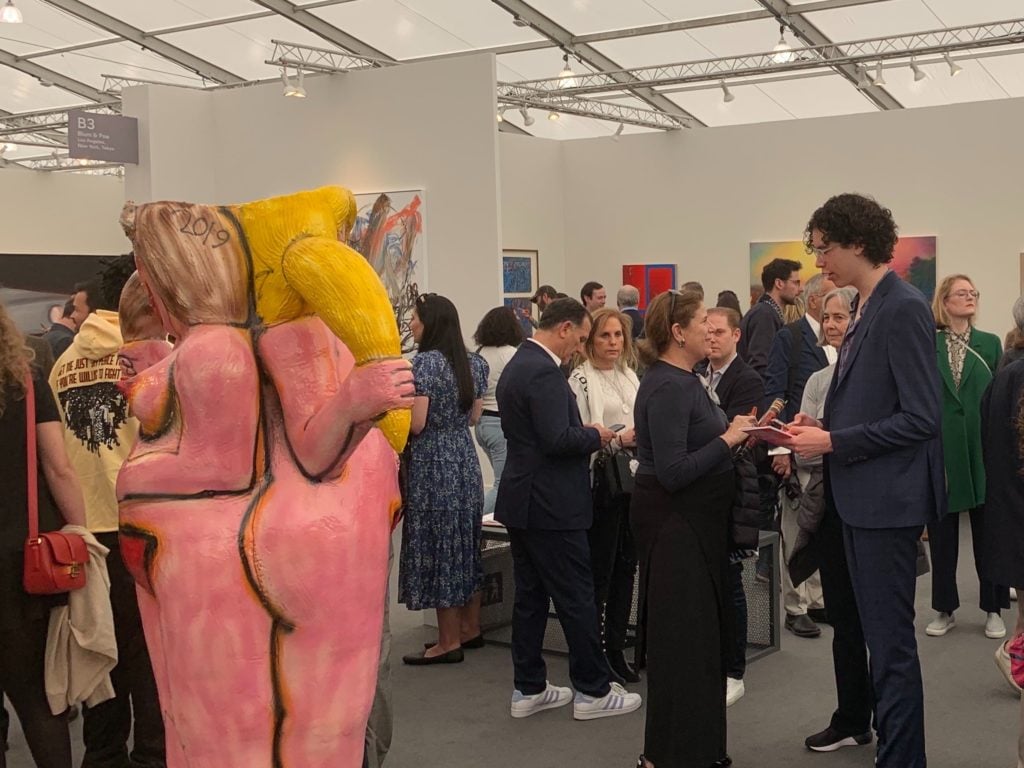 The crowd at Frieze Los Angeles 2020 during the VIP opening. Photo by Andrew Goldstein.