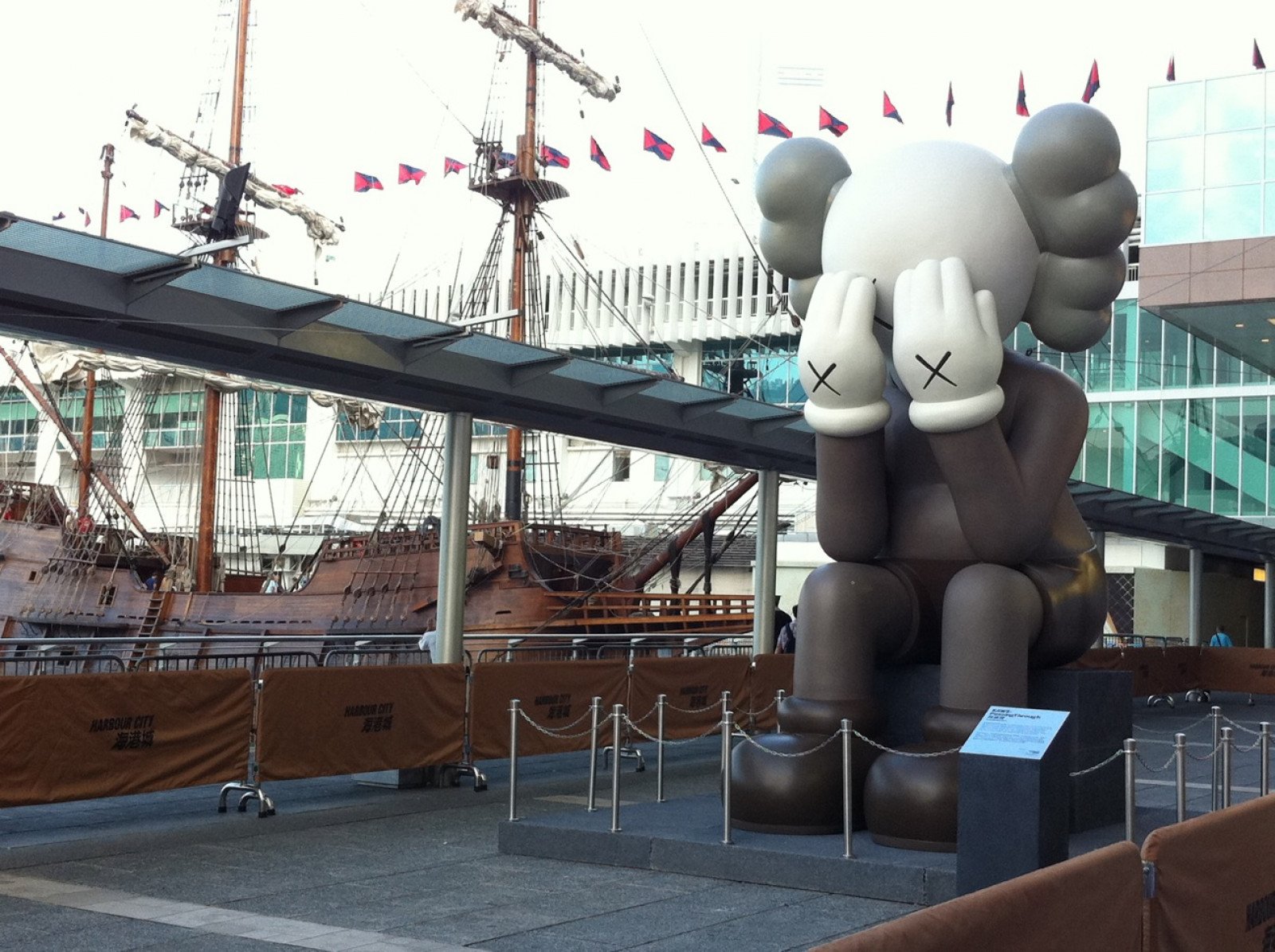 KAWS's installation at Hong Kong's Harbour City. Courtesy of Perrotin.