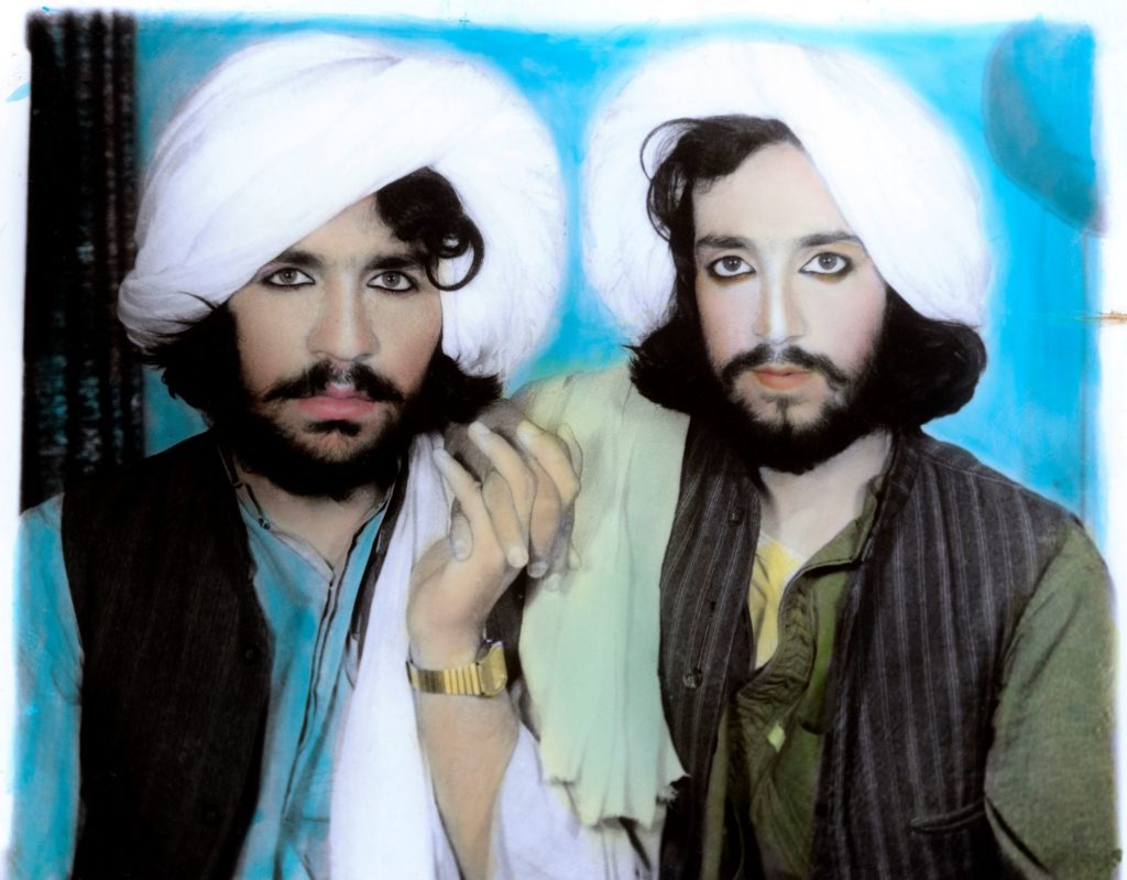 Thomas Dworzak, Taliban portrait. Kandahar, Afghanistan (2002). © Collection T. Dworzak/Magnum Photos. 